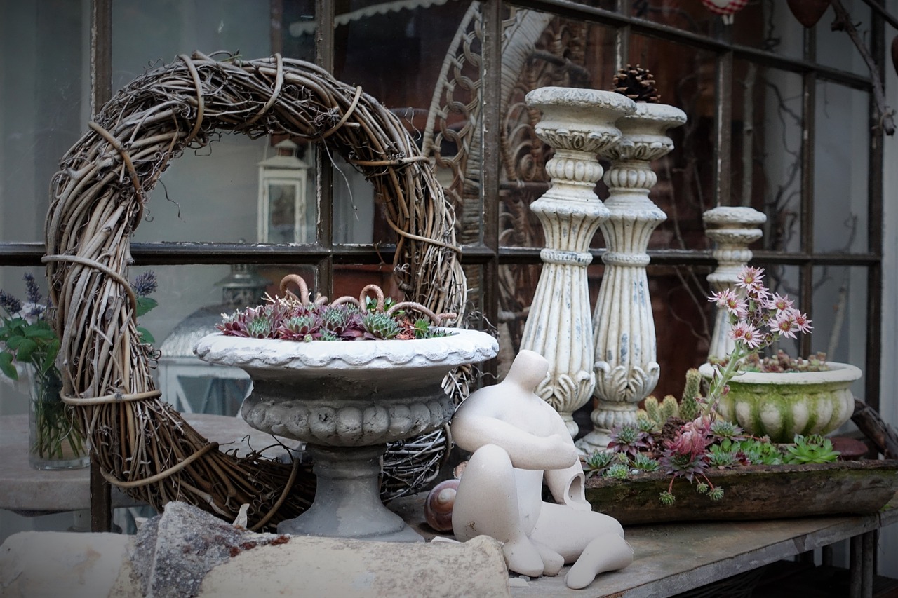 How to recycle and reuse old ceramics?